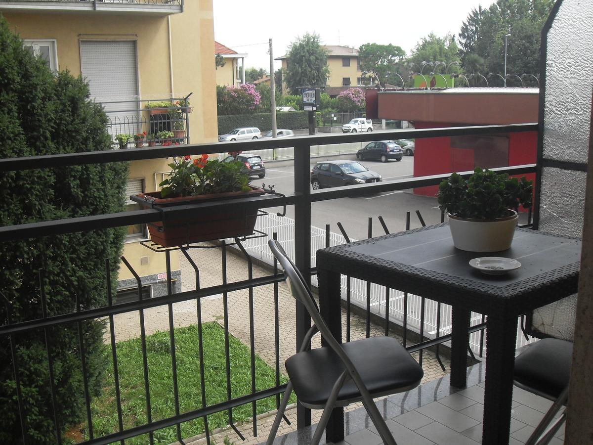 Sempione 72 Bed and Breakfast Pogliano Milanese Buitenkant foto